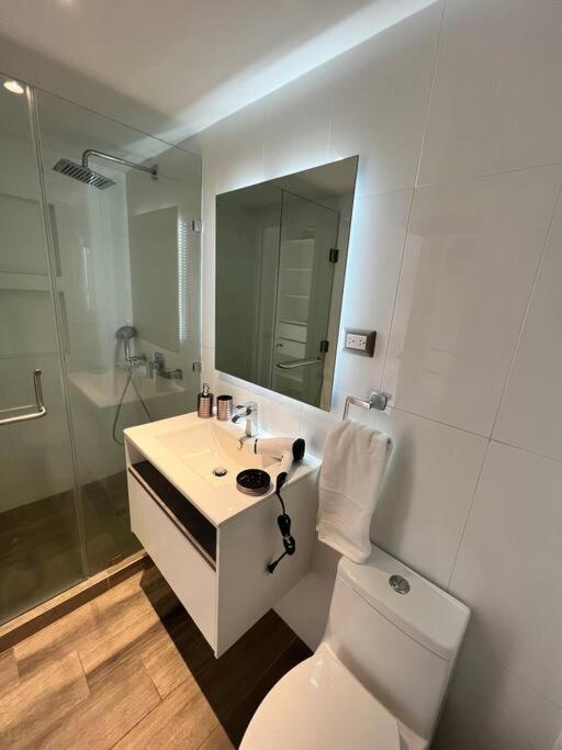 Apartamento 2 Habitaciones, Edificio Airali, Zona 10, Miradolo Guatemala City Bagian luar foto